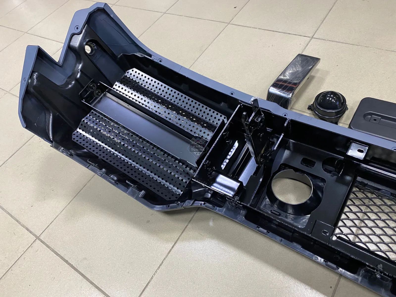 Передний бампер AMG 63 Mercedes G-Klasse (W463)