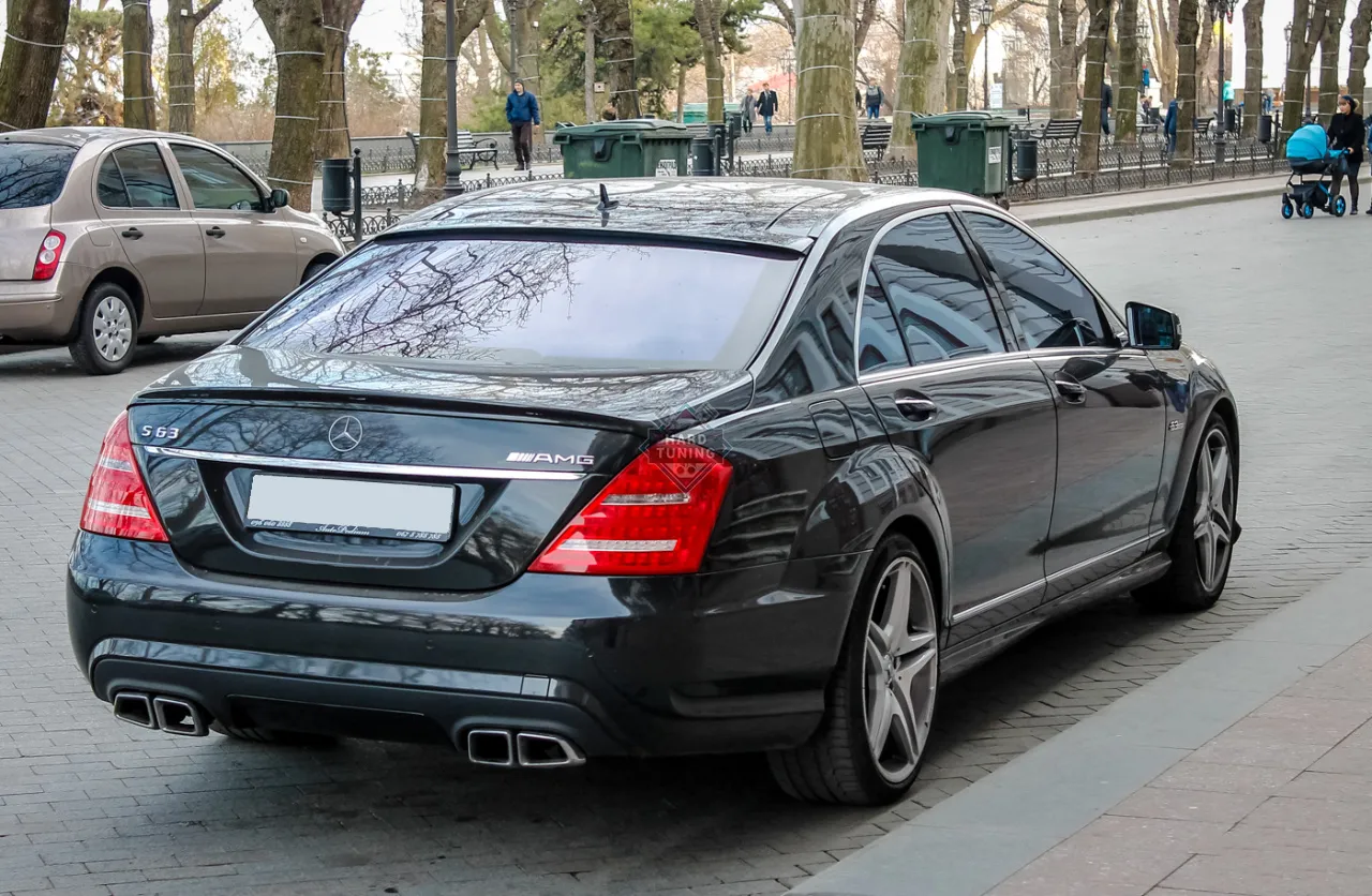 Козырек на заднее стекло AMG Mercedes S-Class (W221) стеклопластик