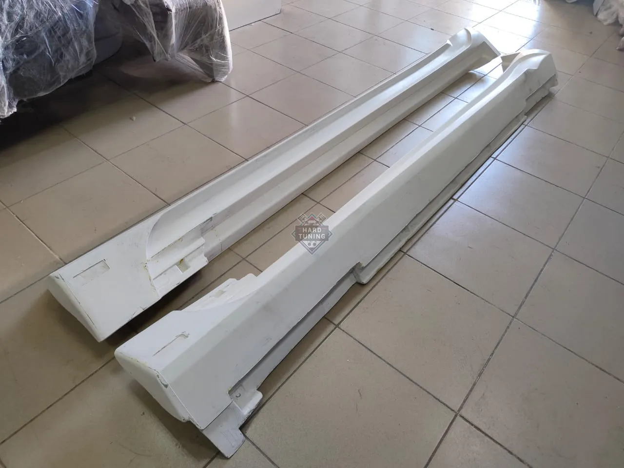 Накладки на пороги Carat Infiniti FX30D/FX35/FX37/FX50 (S51)