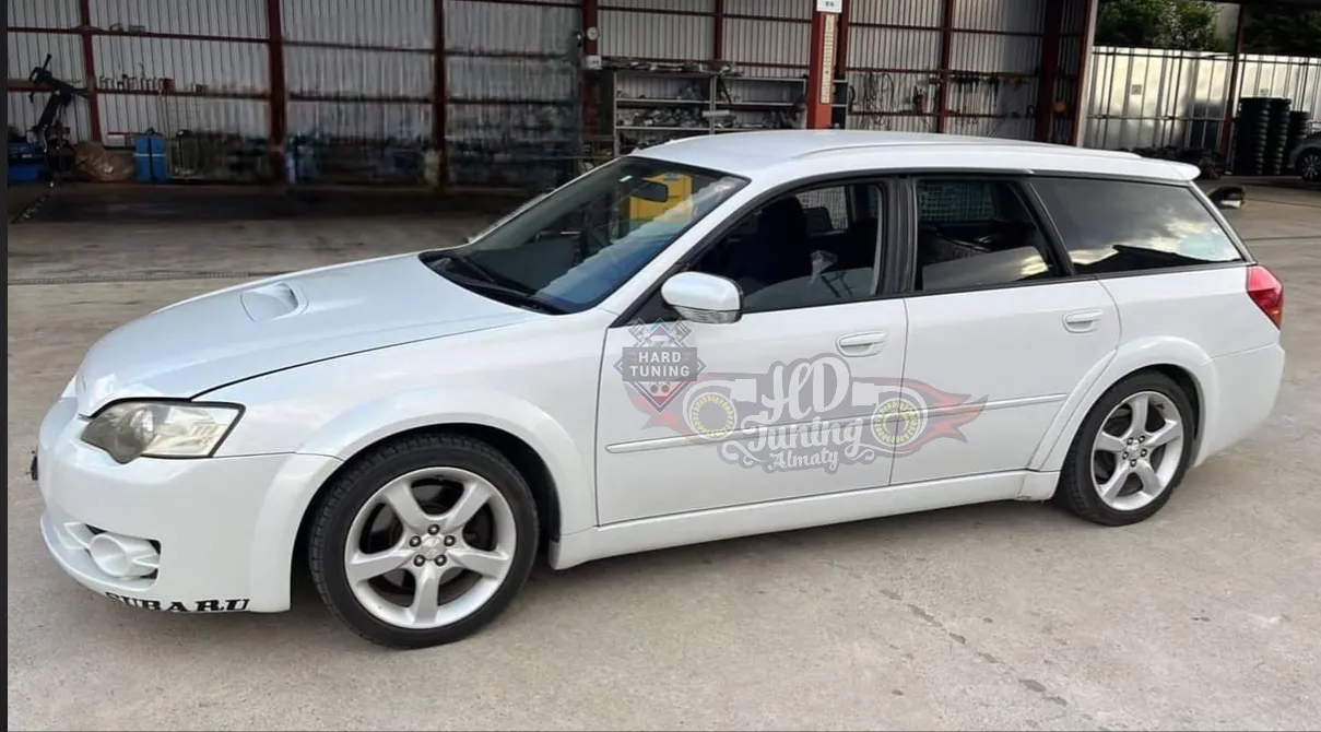 Фендера Corazon Subaru Legacy BP