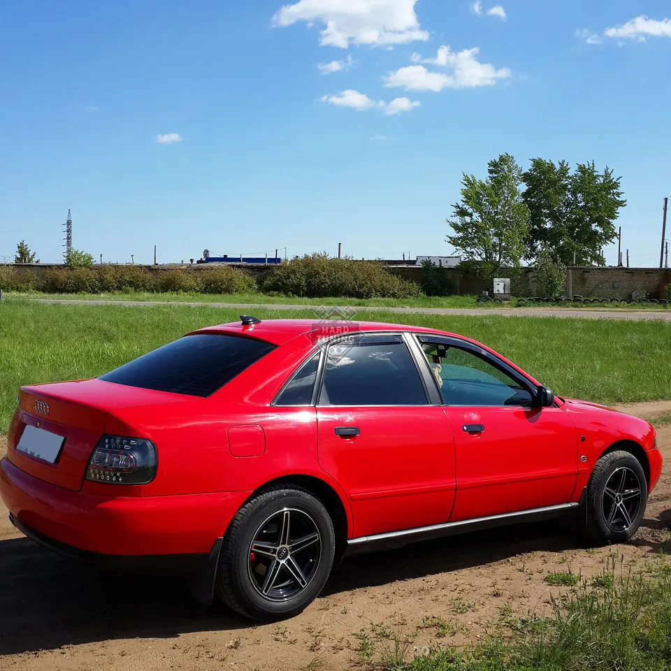 Козырек на заднее стекло Audi A4 B5