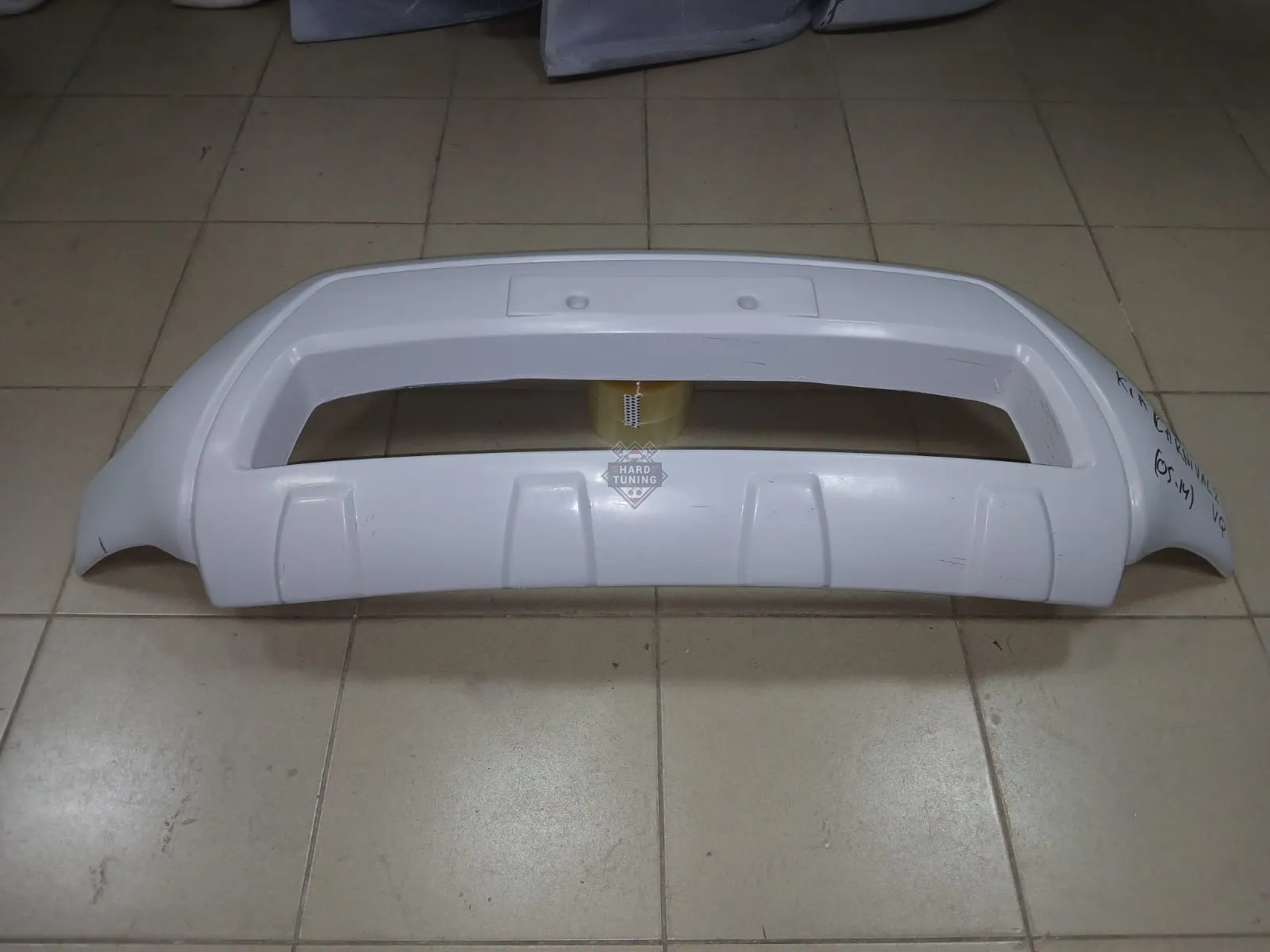 Накладка на передний бампер Kia Carnival 2 VQ (2005-2014)