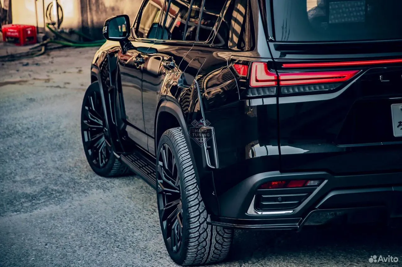Обвес Liberty Walk для Lexus LX500D LX600