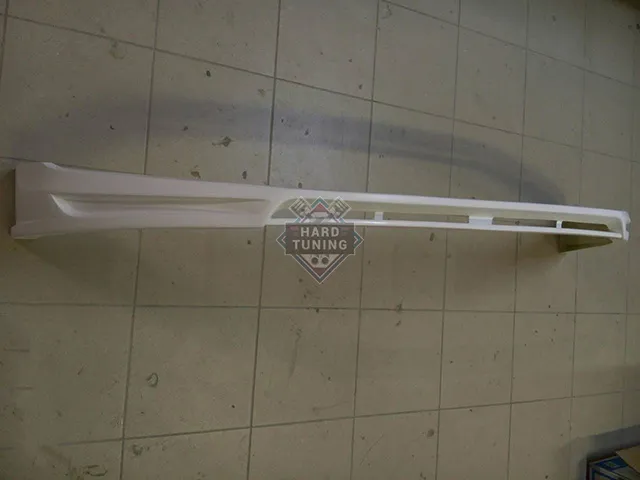 Накладка на передний бампер HT Volkswagen Golf MK7
