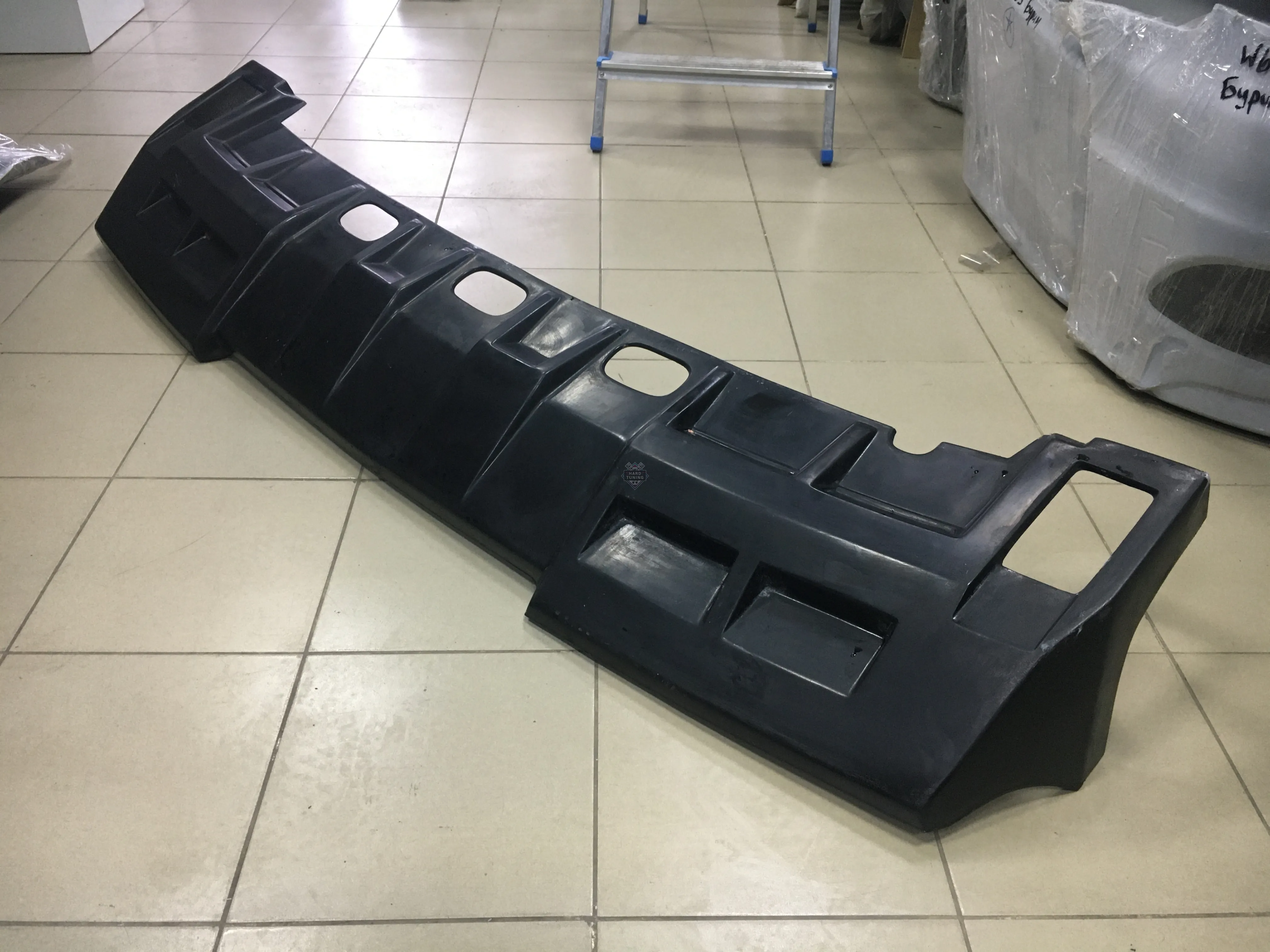Козырек на лобовое стекло Hummer H2
