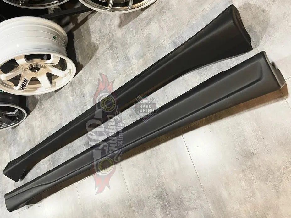 Накладки на пороги Hippo Sleek Subaru Legacy BGBD