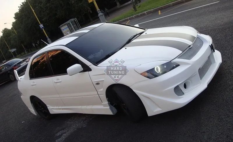 Накладки на фары Accolade Mitsubishi Lancer 9