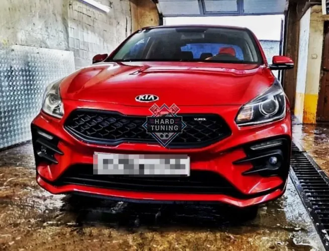 Передний бампер KUDOS ROMB KIA Rio 4 (2017-2020)