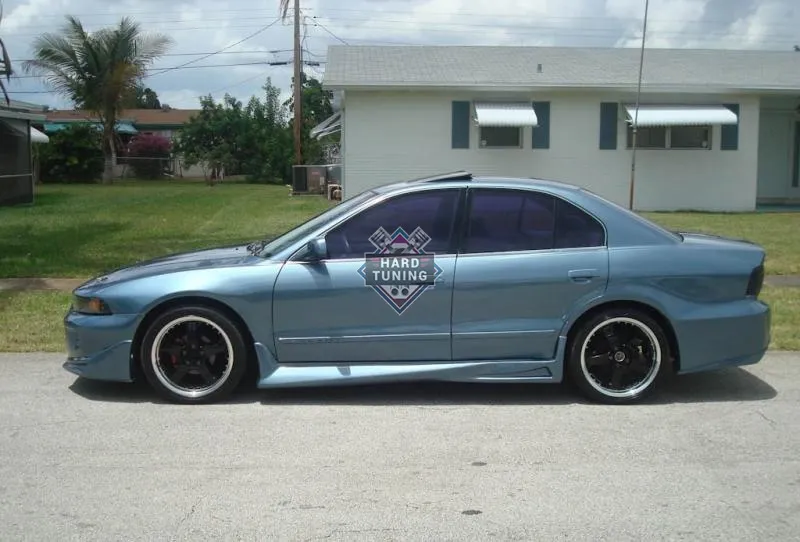 Накладки на пороги CYBER Mitsubishi Galant 8