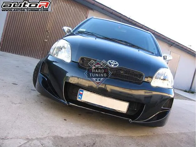 Передний бампер Vellside Toyota Yaris