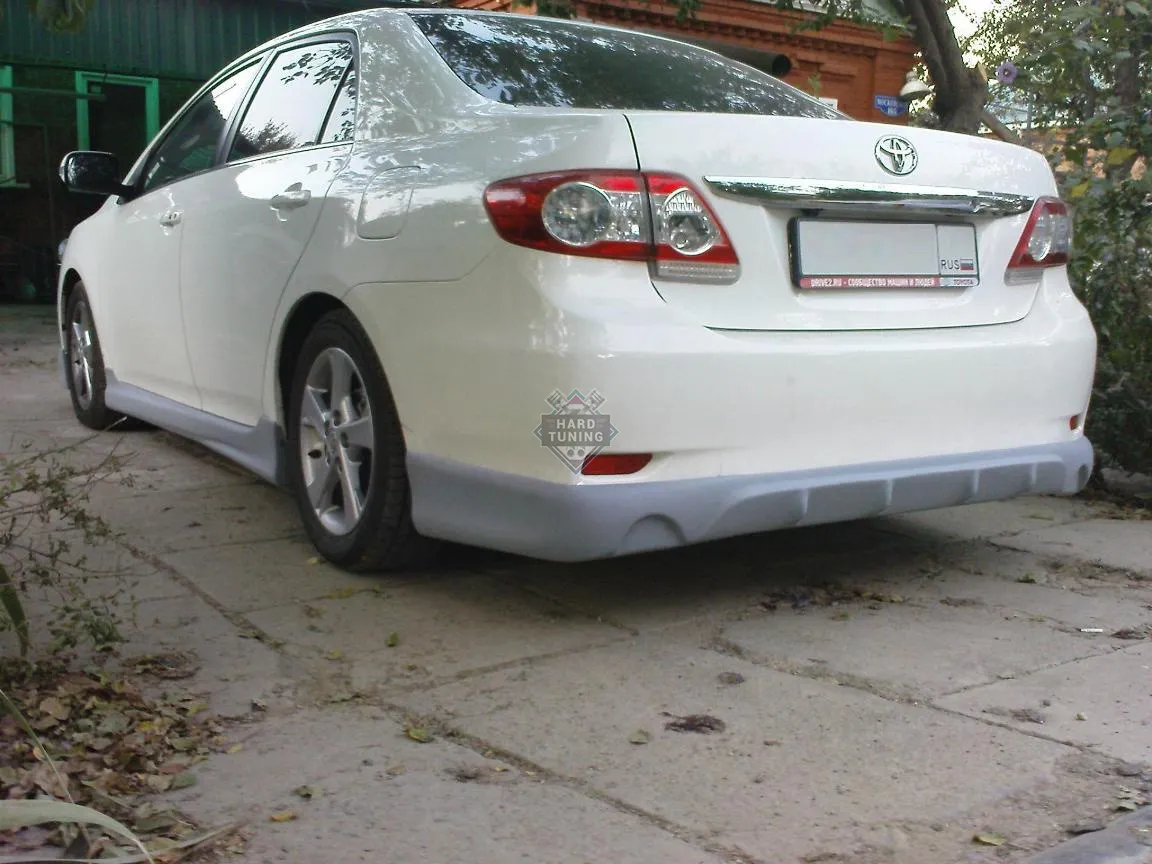 Накладка на задний бампер Toyota Corolla E140/E150 Рестайлинг