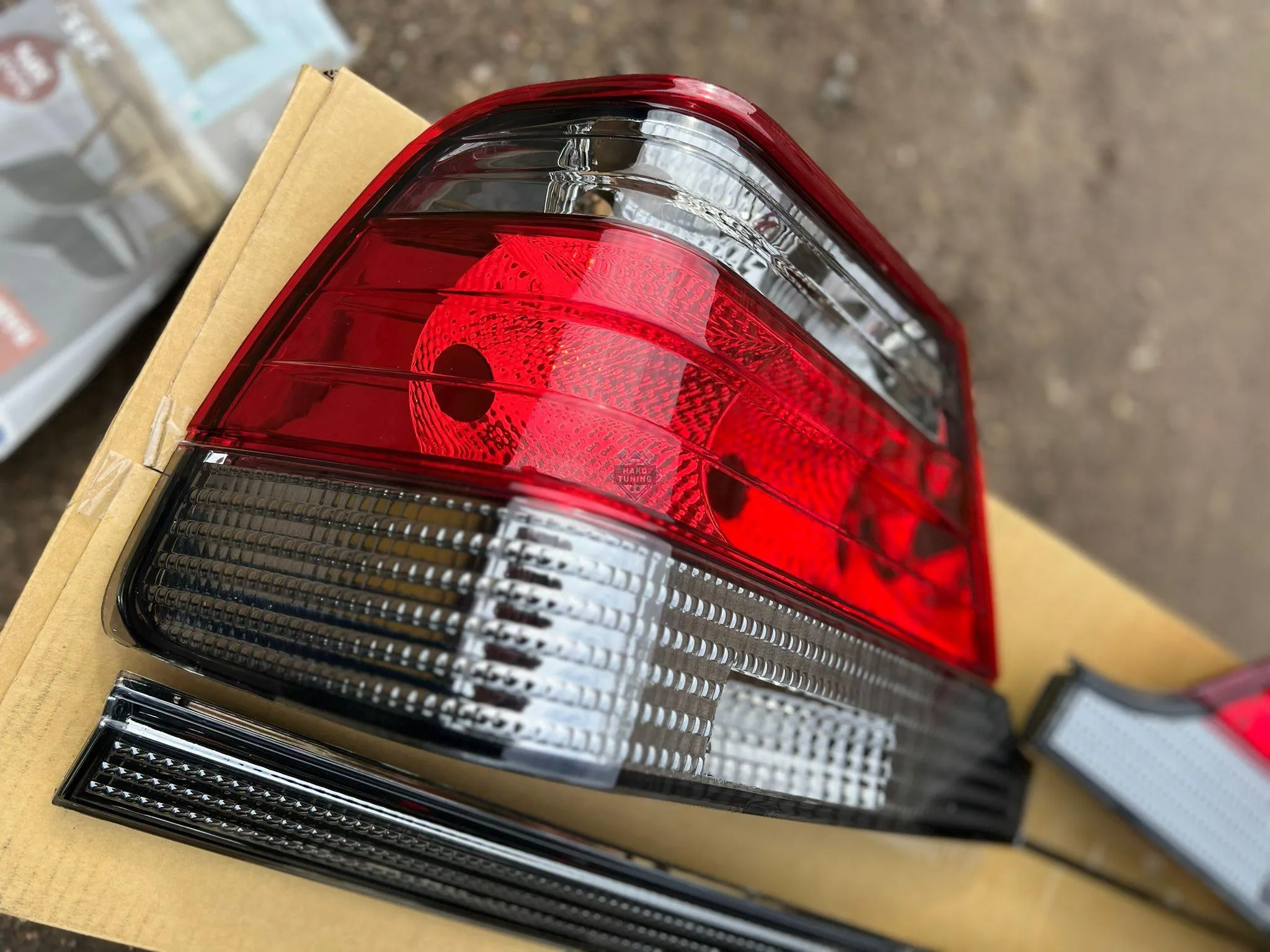 Задние фонари Mercedes W140 (1995-1998) красно-тонированные