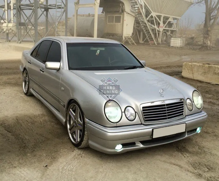 Передний бампер AMG 55 Mercedes E-Class W210 дорестайлинг