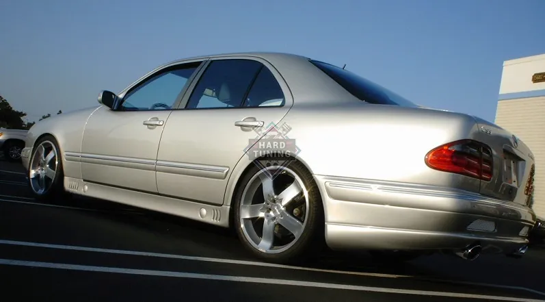 Накладка на задний бампер LORINSER Mercedes E-Class W210