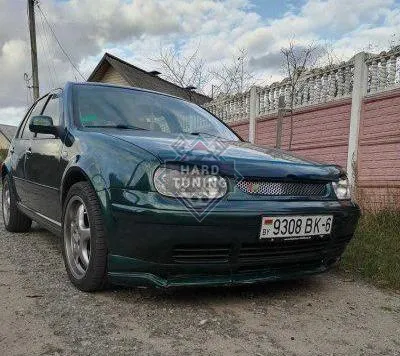 Накладка на передний бампер Speed Volkswagen Golf 4