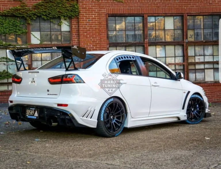 Обвес VARIS Mitsubishi Lancer 10