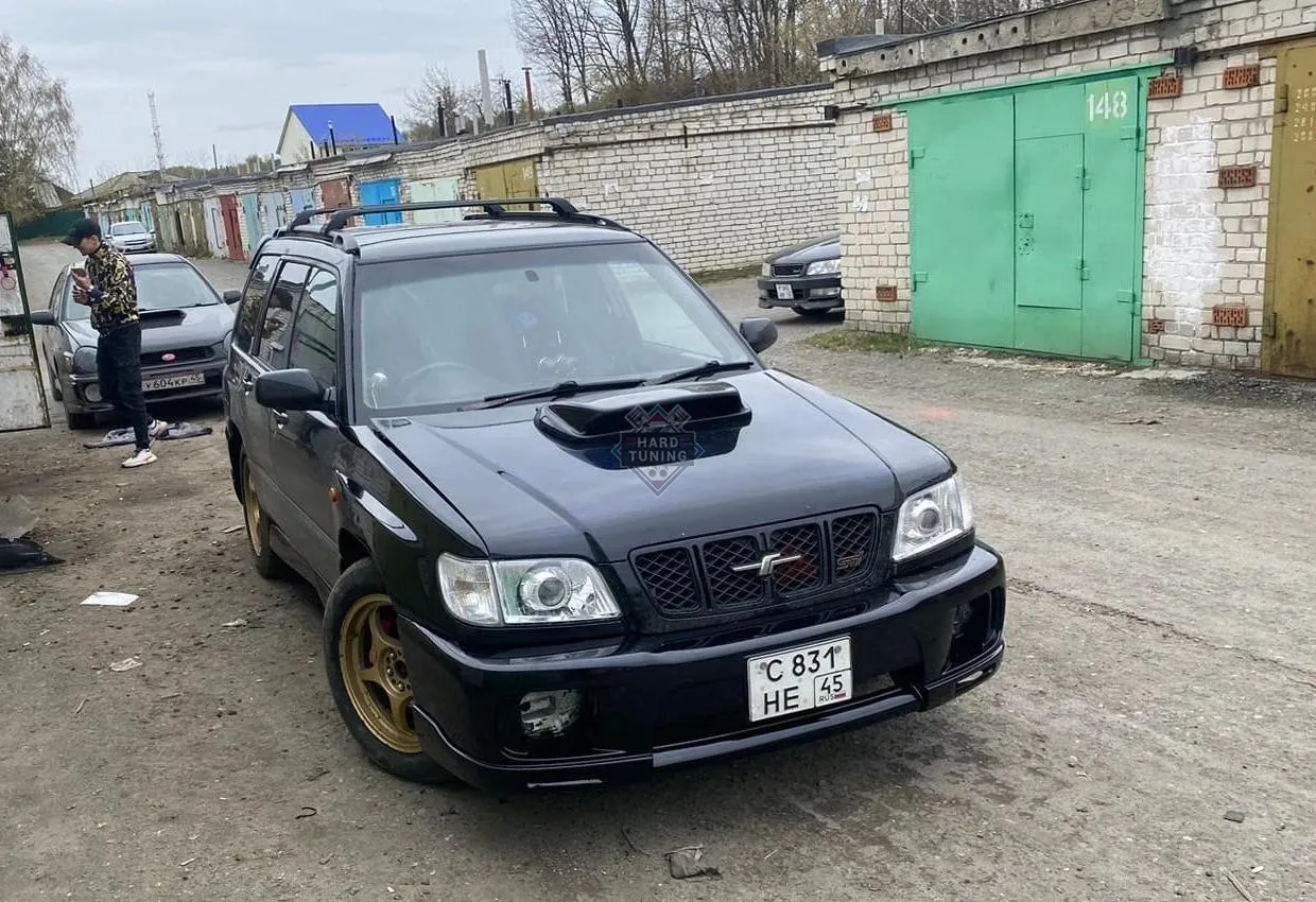 Крылья штатные Subaru Forester 1 SF (1997-2002)