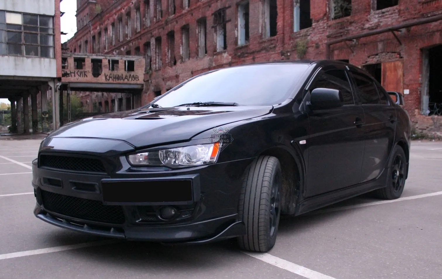 Решетка радиатора без значка Mitsubishi Lancer 10 (2006-2011)