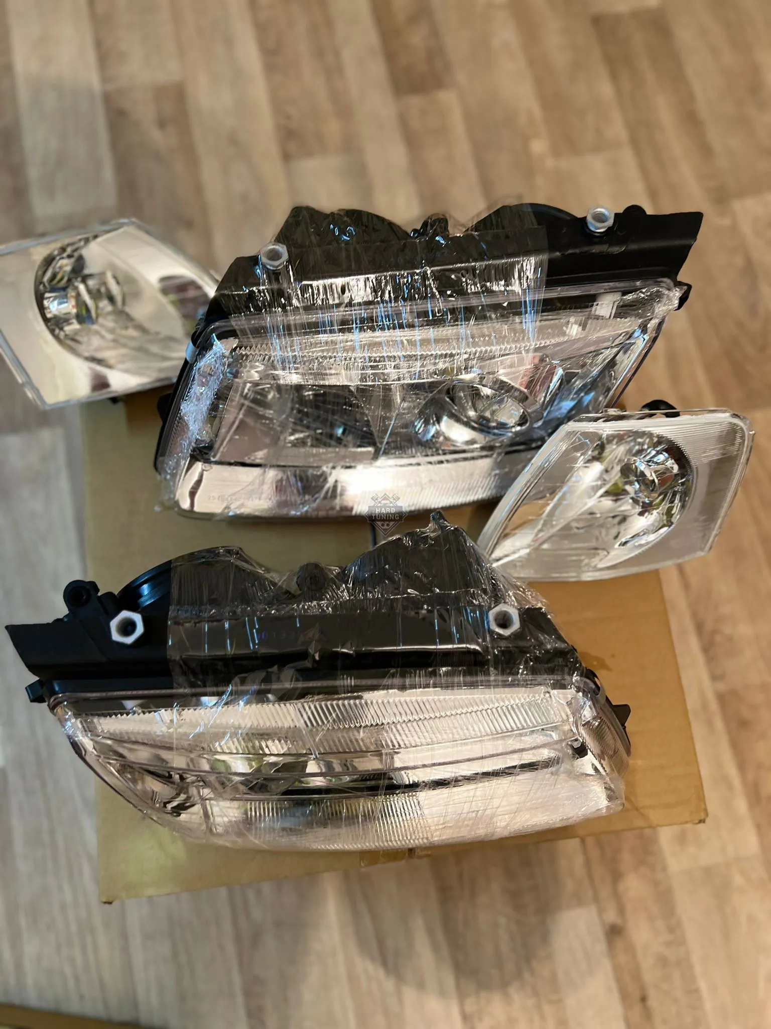Передние фары Volkswagen Passat B5 (1996-2000) H7/H7 хром