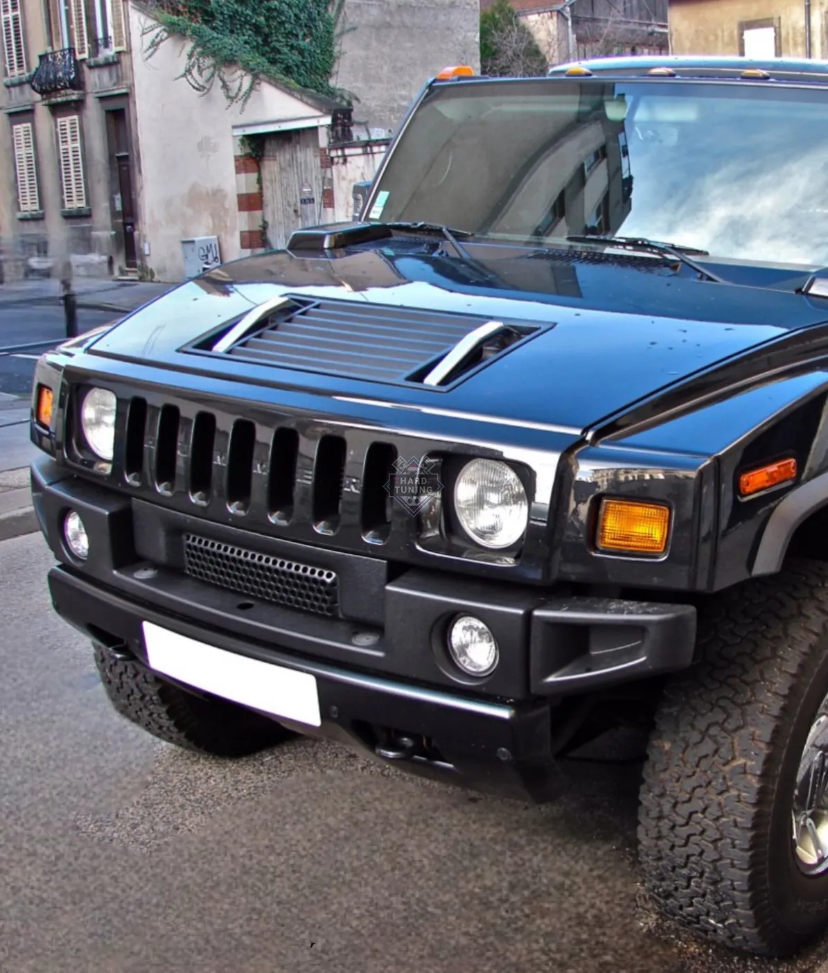 Передний бампер HT Hummer H2