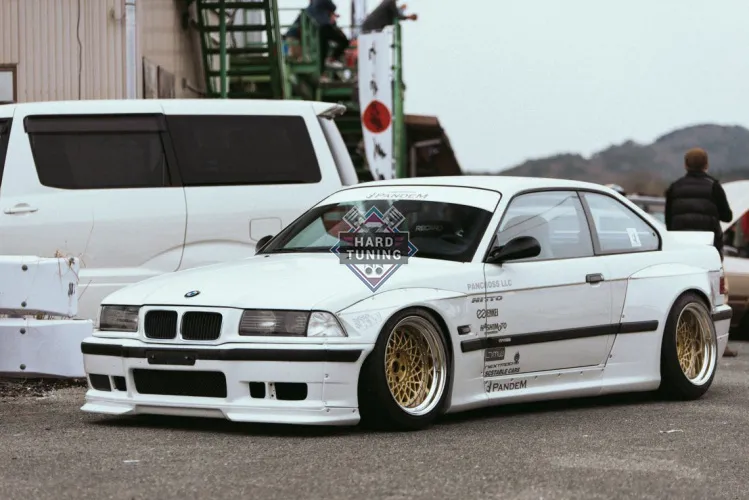 Обвес PANDEM (ROCKET BUNNY) BMW E36 M купе