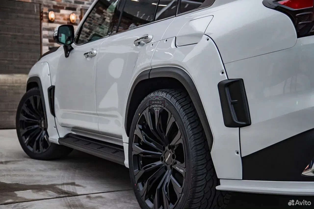 Обвес Liberty Walk для Lexus LX500D LX600
