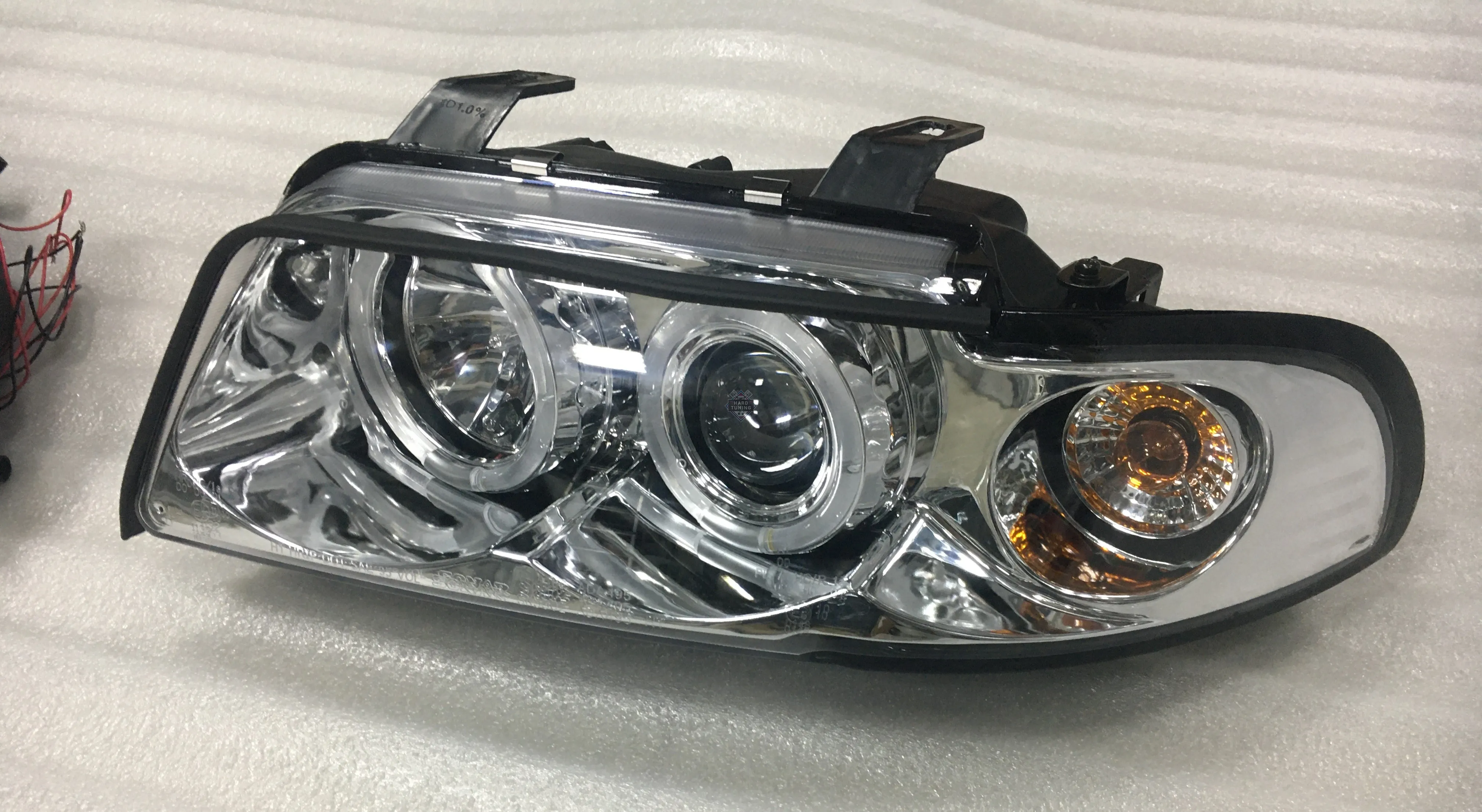Передние фары AUDI A4 B5 1994-1998 HEADLIGHTS ANGEL EYES fits хром
