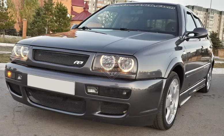 Накладки на пороги JOM Volkswagen Golf 3 / Vento