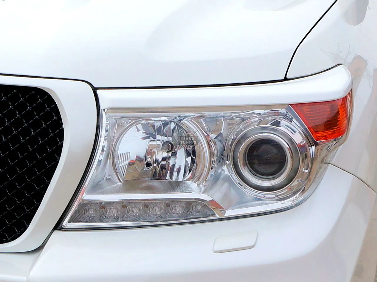 Накладки на фары Toyota Land Cruiser 200 (2012-2015)