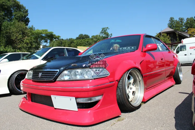 Накладки на пороги BN SPORT Toyota Mark 2 100