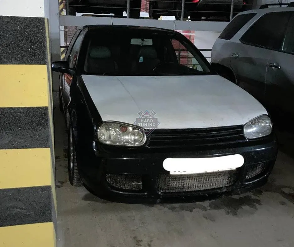 Капот пластиковый штатный Volkswagen Golf 4