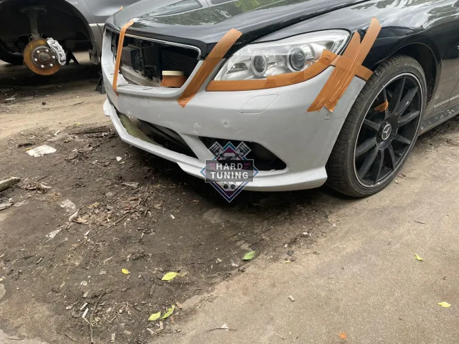 Передний бампер AMG Mercedes CL-Class W216 Рестайл