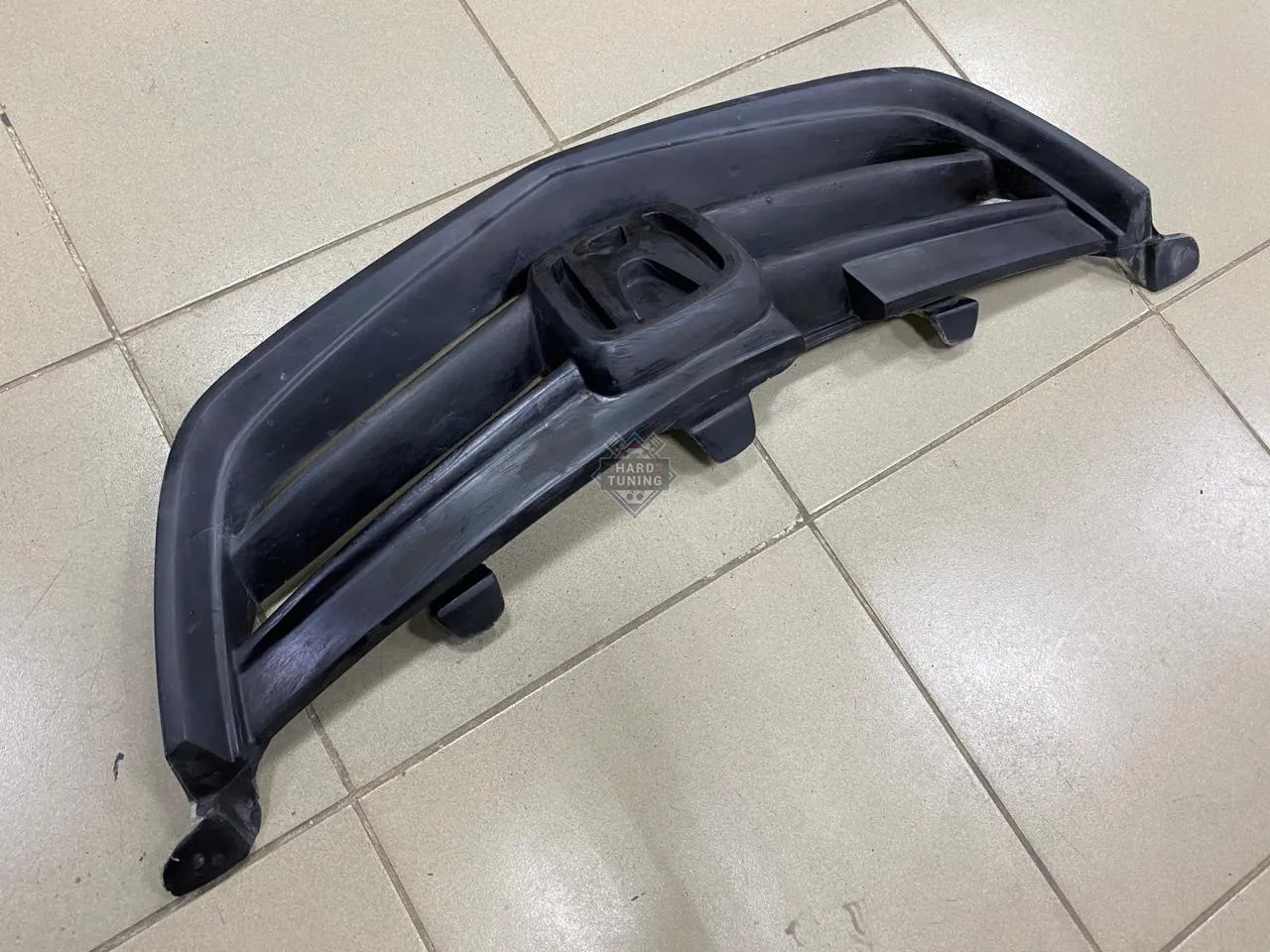 Решетка радиатора MODULO Honda Accord 7