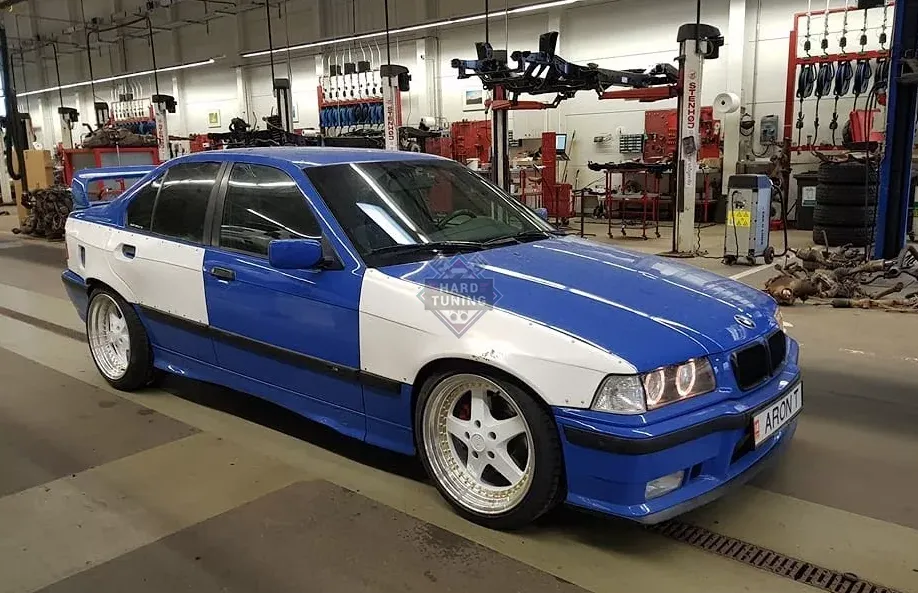 Расширители крыльев FELONY FORM BMW E36 седан