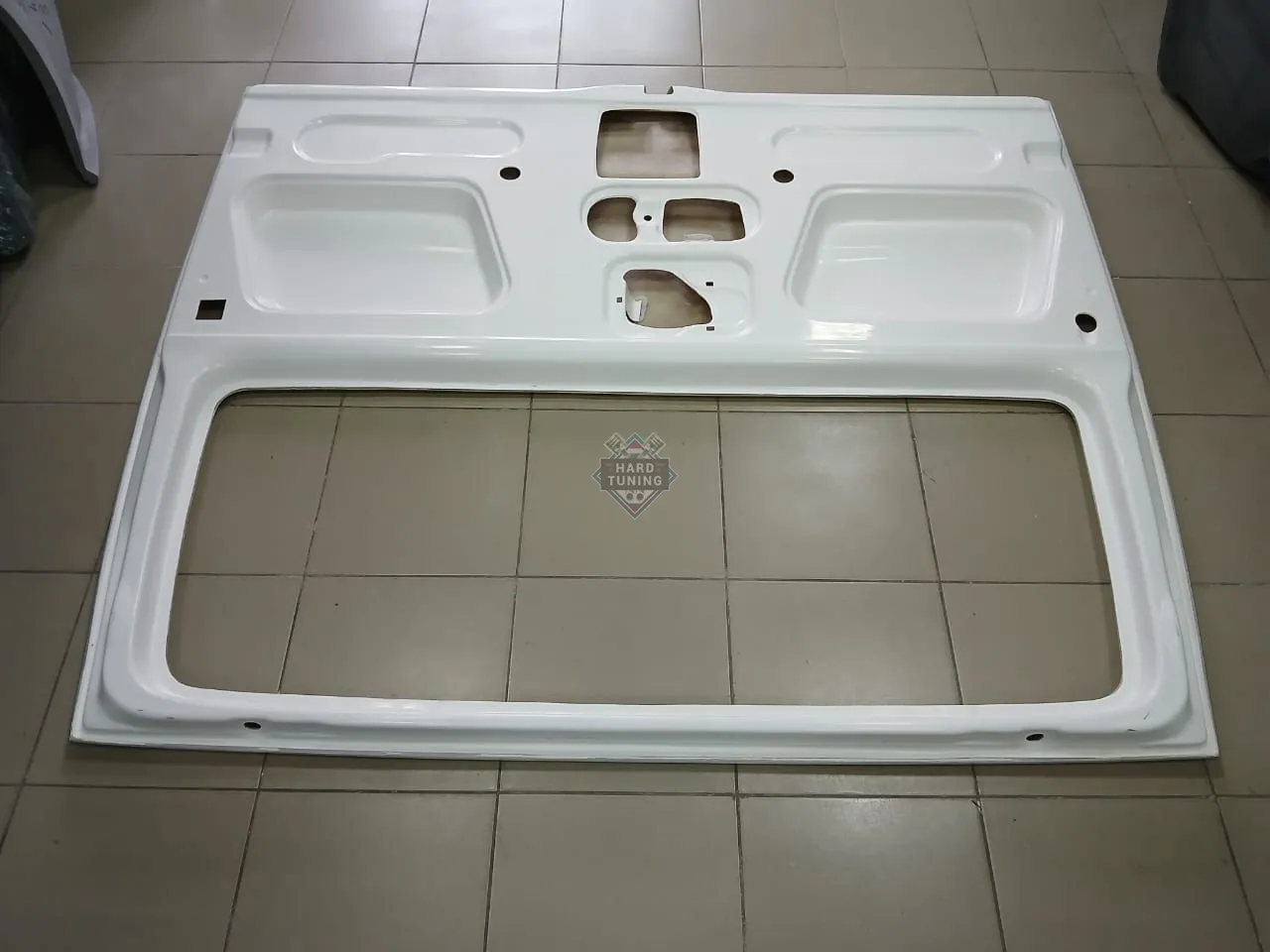 Задняя дверь хлопушка стеклопластик Ford Transit 4 (1986-1994)/ Ford Transit 5 (1994-2000) под стекло