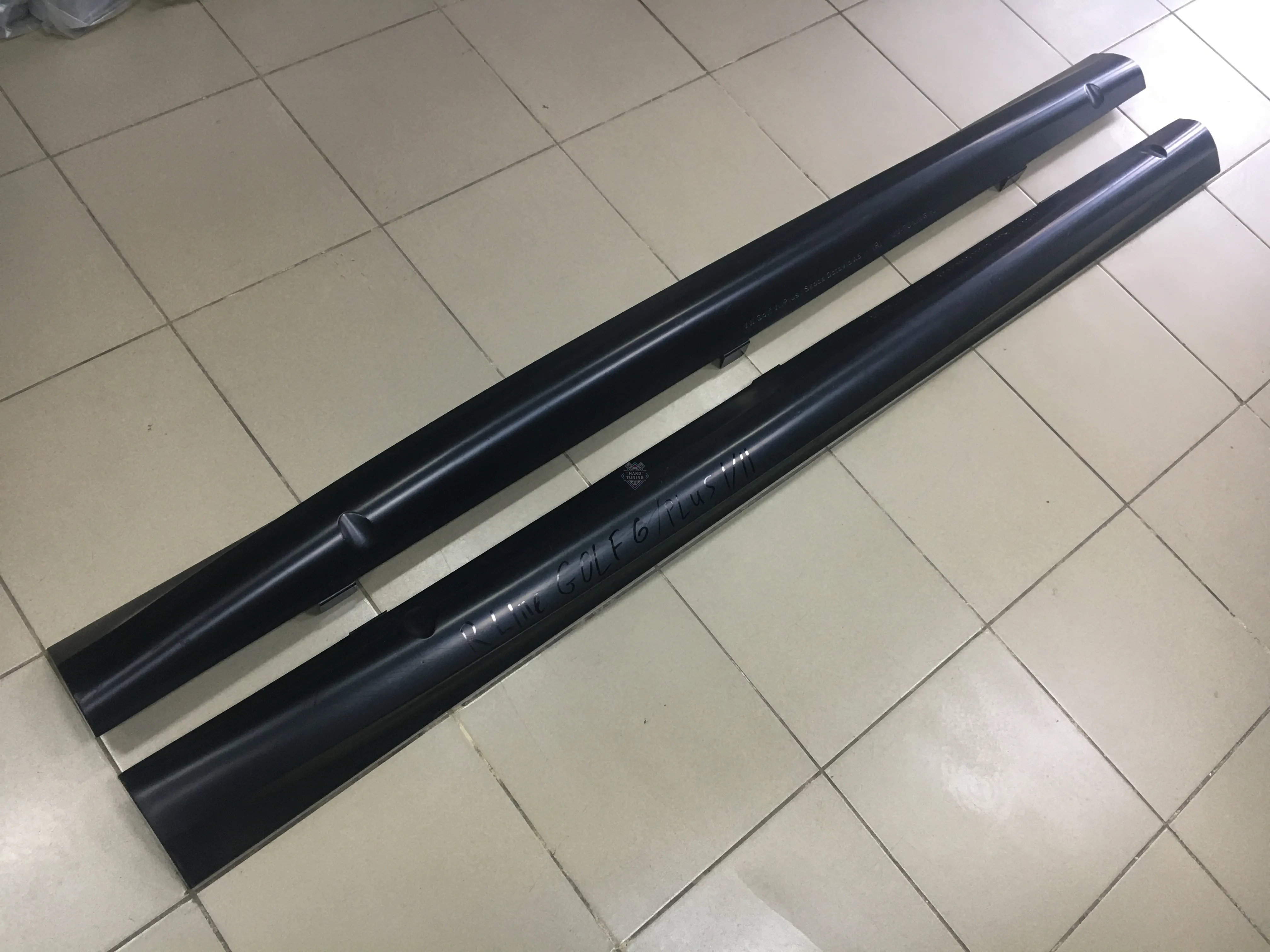 Накладки на пороги R-LINE (под покраску) Volkswagen Golf Plus 2004-2014