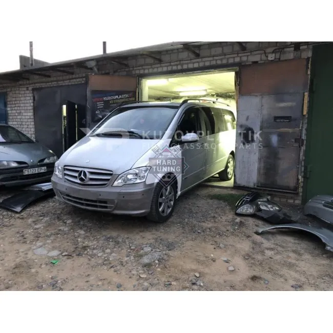 Передние крылья Mercedes Vito/Viano (W639) 2010-2014 штатные пластиковые комплект