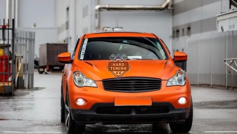 Решетка радиатора Infiniti EX35/QX50