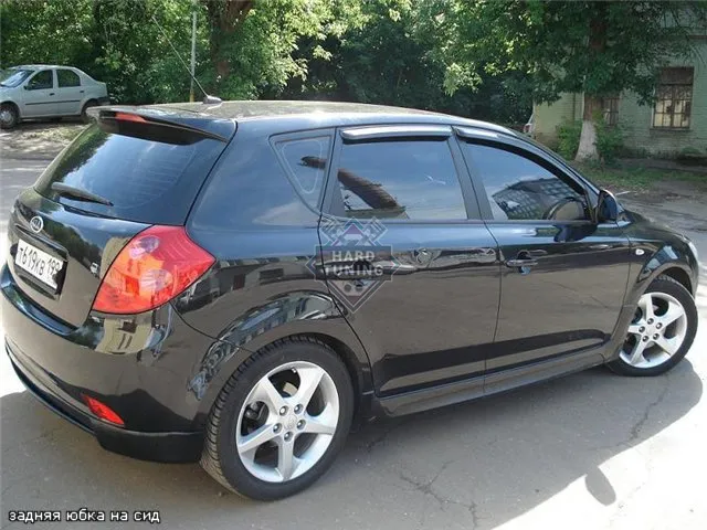 Накладка на задний бампер ATH KIA Ceed 5D 2006-2010