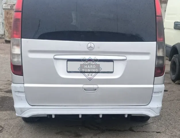 Задний бампер HT на Mercedes Vito/Viano (W639)