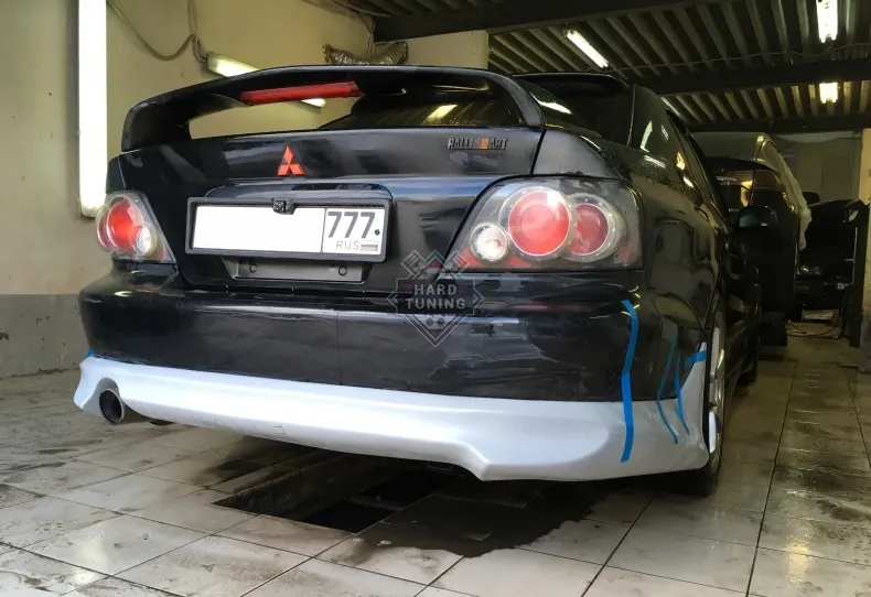 Накладка на задний бампер CYBER Mitsubishi Galant 8 америка / япония-европа
