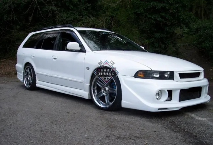 Накладки на пороги Vogue для Mitsubishi Galant 8