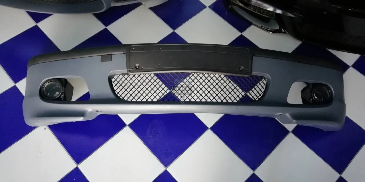 Передний бампер M-Tech 2 BMW E46 ABS