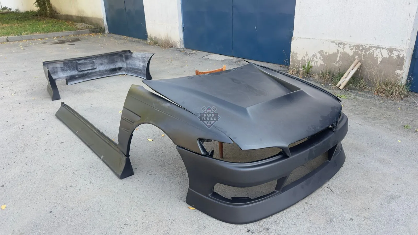 Капот Bn-Sports на Toyota Mark 2 90