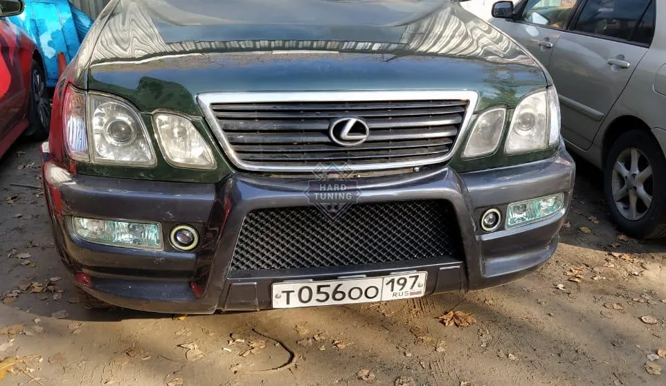 Передний бампер RED ALETI Lexus LX 470