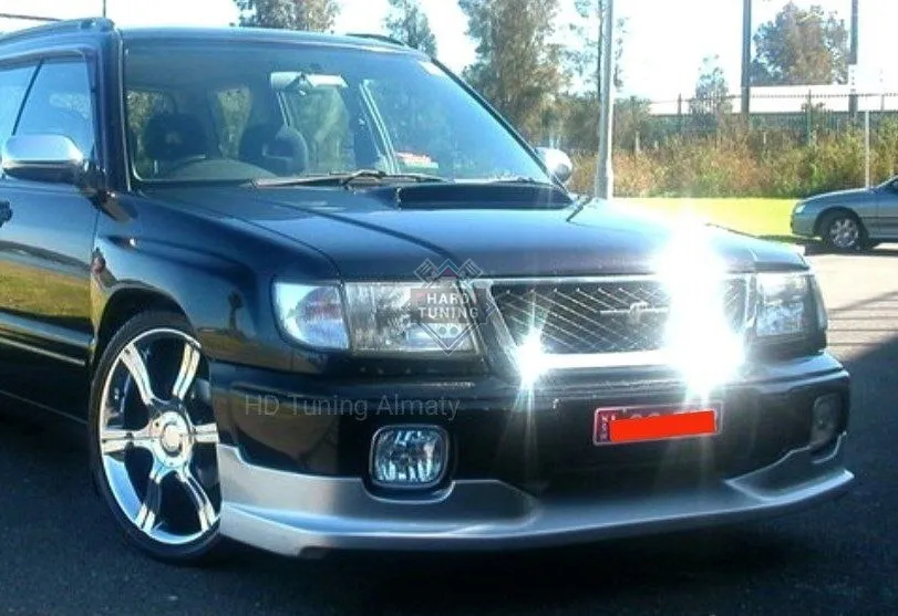 Накладка на передний бампер Subaru Forester SF Дорестайлинг