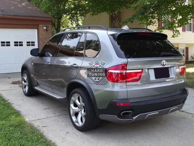 Накладка на задний бампер AERO BMW X5 E70 дорестайлинг