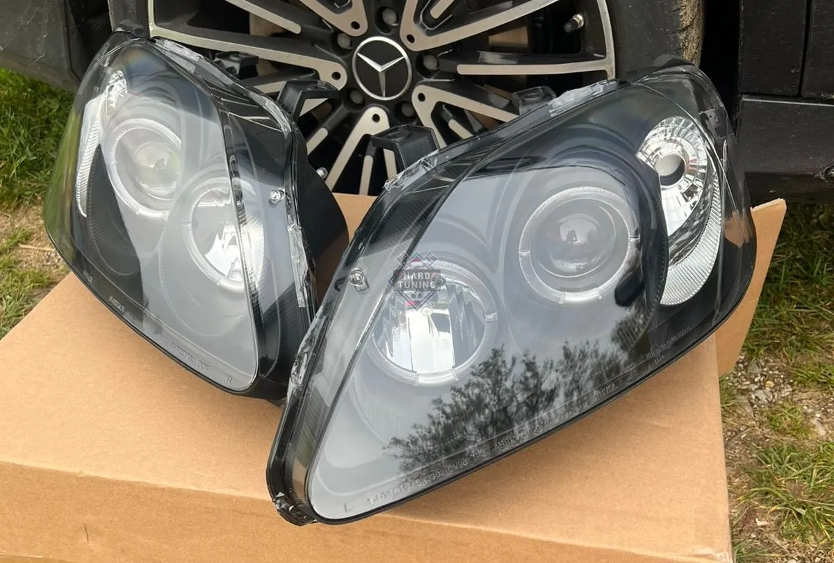 Передние фары Honda Civic 6 (1999-2001) Angel Eyes черные