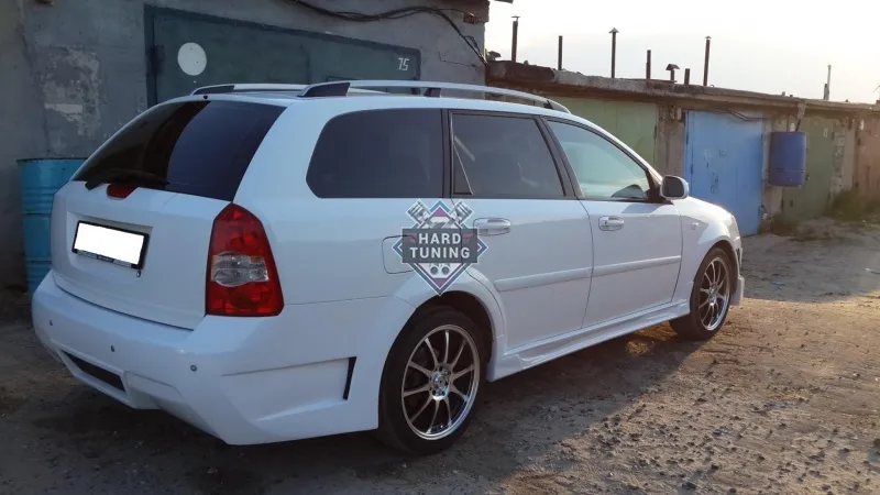 Задний бампер HT Chevrolet Lacetti Универсал