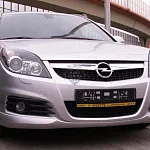 Накладка на передний бампер OPC-Line Opel Vectra C рестайл